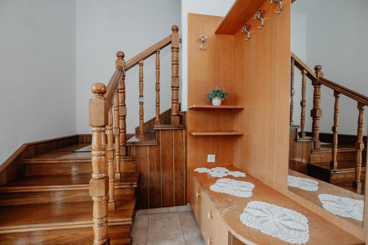Rooms Emilija Bozava Bagian luar foto